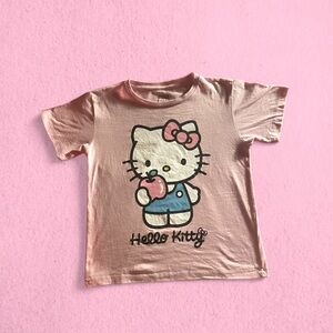 Hello Kitty Holding Apple T-Shirt